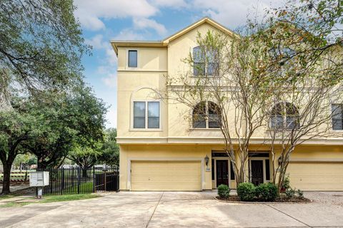 Photo of 1729 Lexington Street, Houston, TX 77098 (MLS # 41159467)