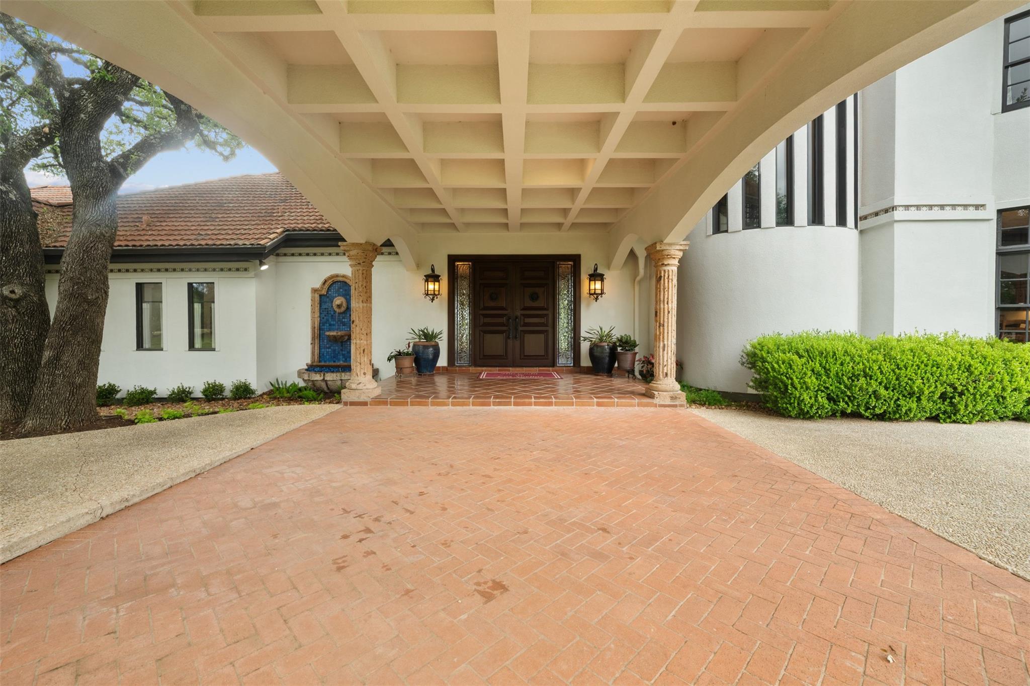 34000 Smithson Valley Road