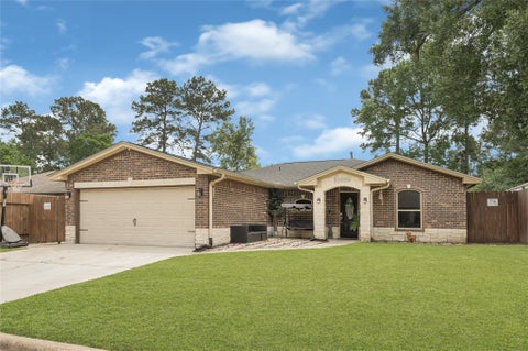 Homes For Sale - 10010 Valley Park Drive<br/> Houston, TX 77078