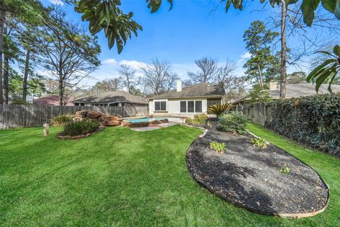 Tiny photo for 122 W Russet Grove Circle, The Woodlands, TX 77384 (MLS # 79095357)