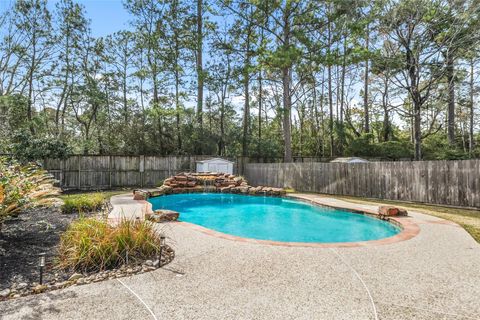 Tiny photo for 122 W Russet Grove Circle, The Woodlands, TX 77384 (MLS # 79095357)