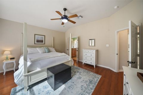 Tiny photo for 122 W Russet Grove Circle, The Woodlands, TX 77384 (MLS # 79095357)