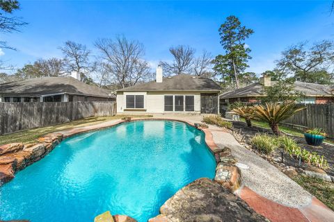 Tiny photo for 122 W Russet Grove Circle, The Woodlands, TX 77384 (MLS # 79095357)