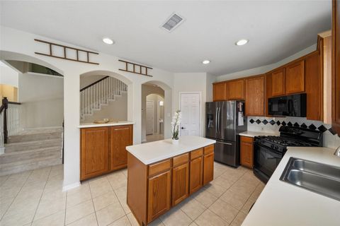 Tiny photo for 122 W Russet Grove Circle, The Woodlands, TX 77384 (MLS # 79095357)