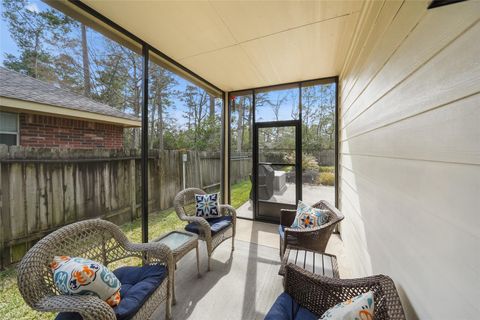 Tiny photo for 122 W Russet Grove Circle, The Woodlands, TX 77384 (MLS # 79095357)