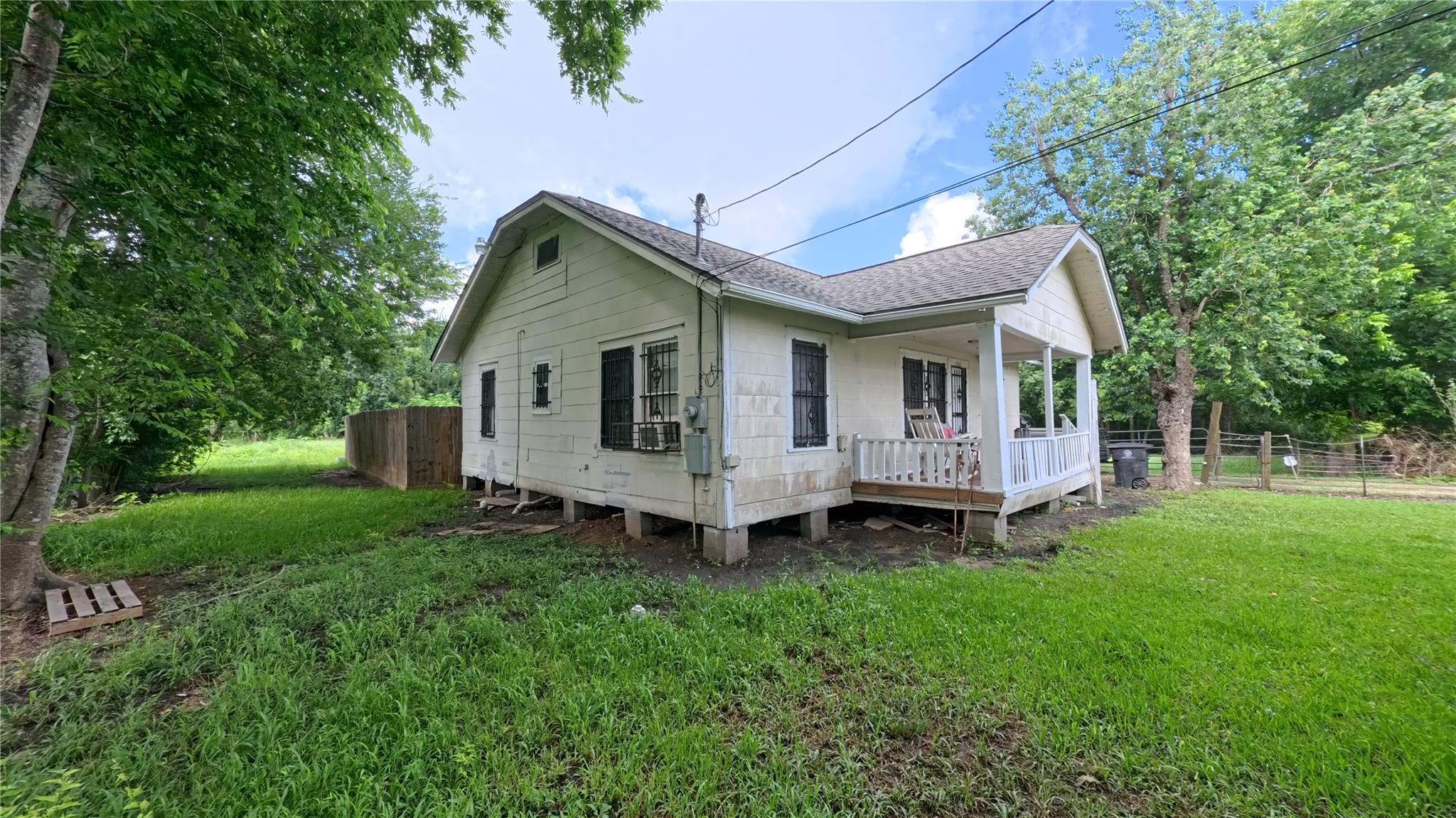 4810 S Acres Drive
