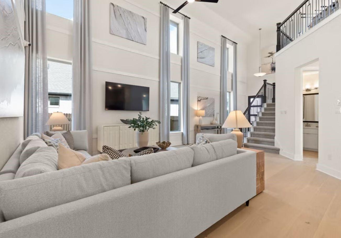 3219 Raintree Crescent Trail