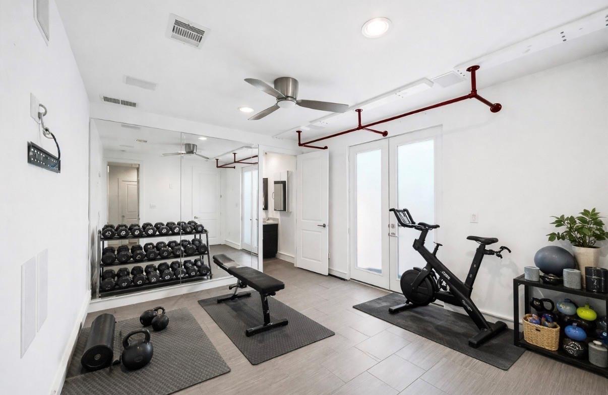 5228 Maxie Street A