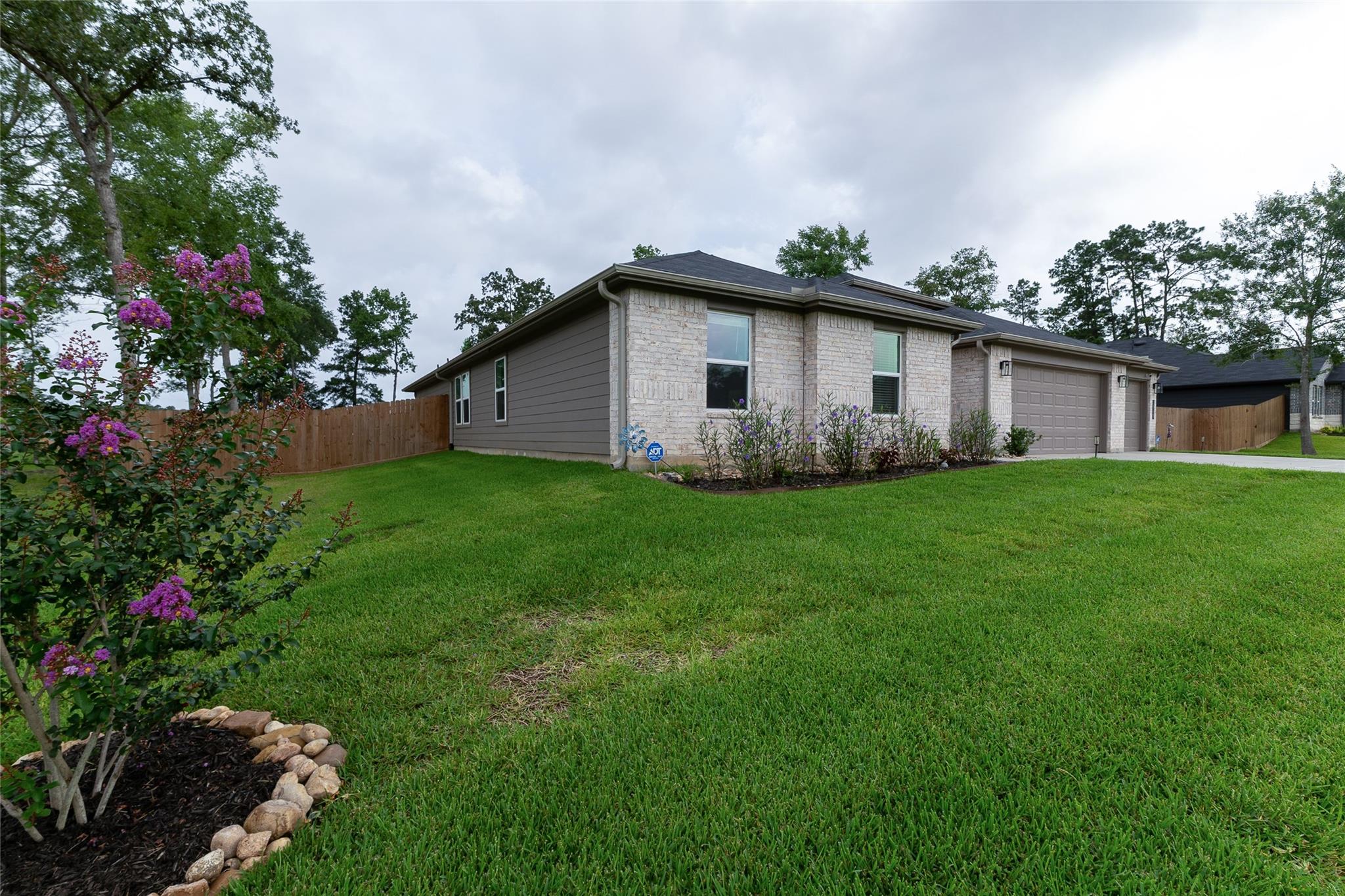 16129 William Ross Way