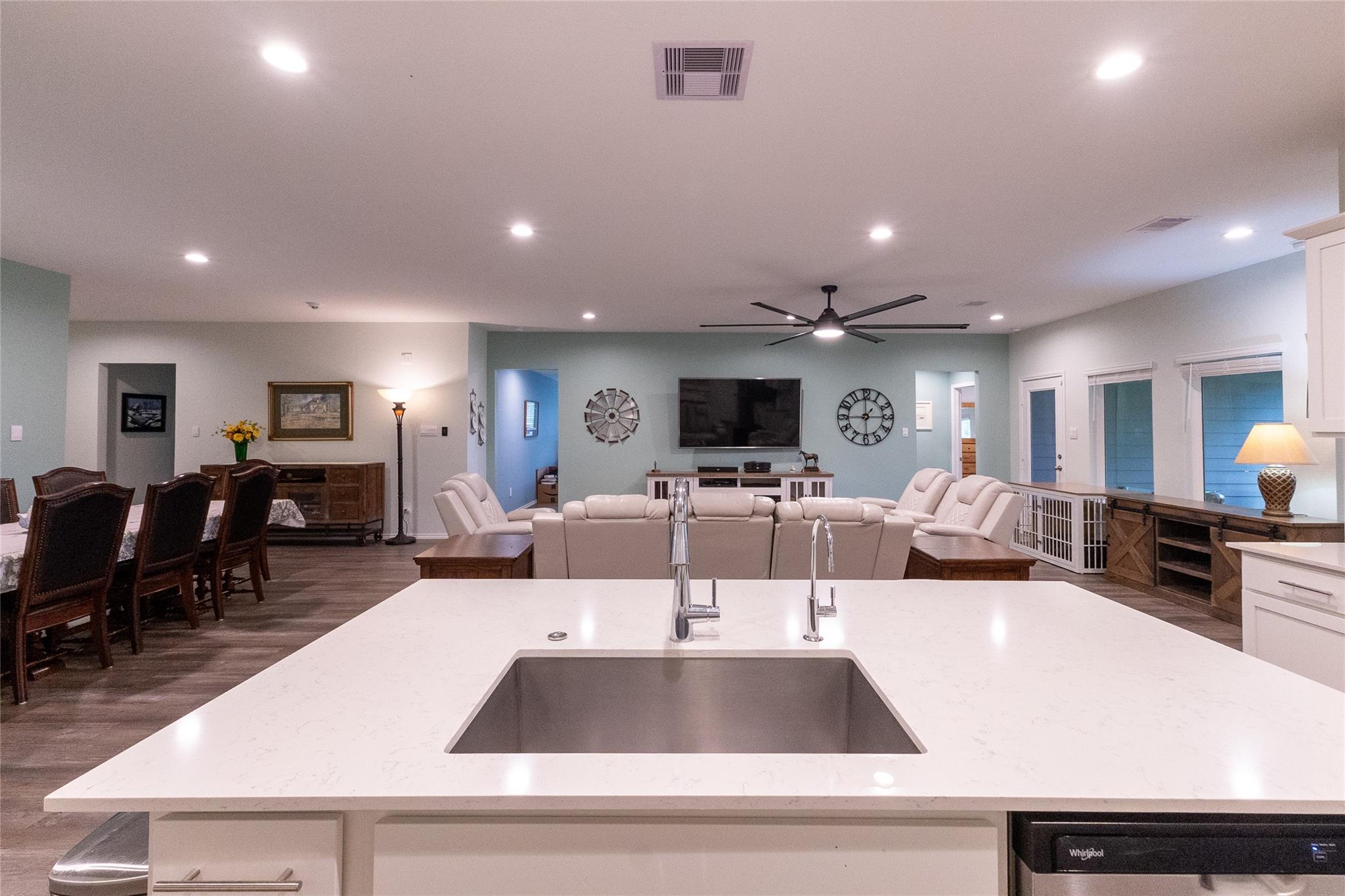 16129 William Ross Way