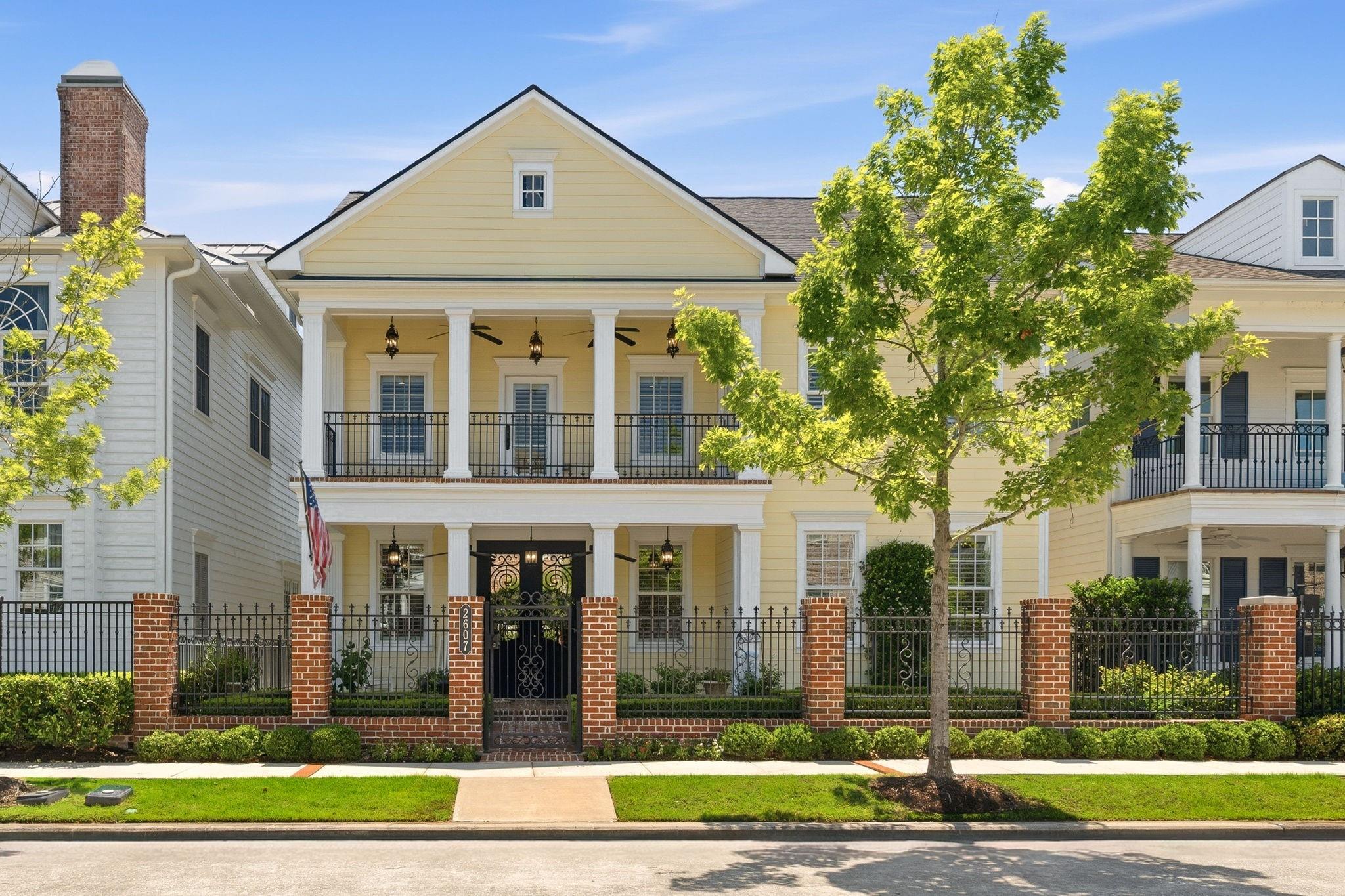 2607 Admiralty Bend Lane