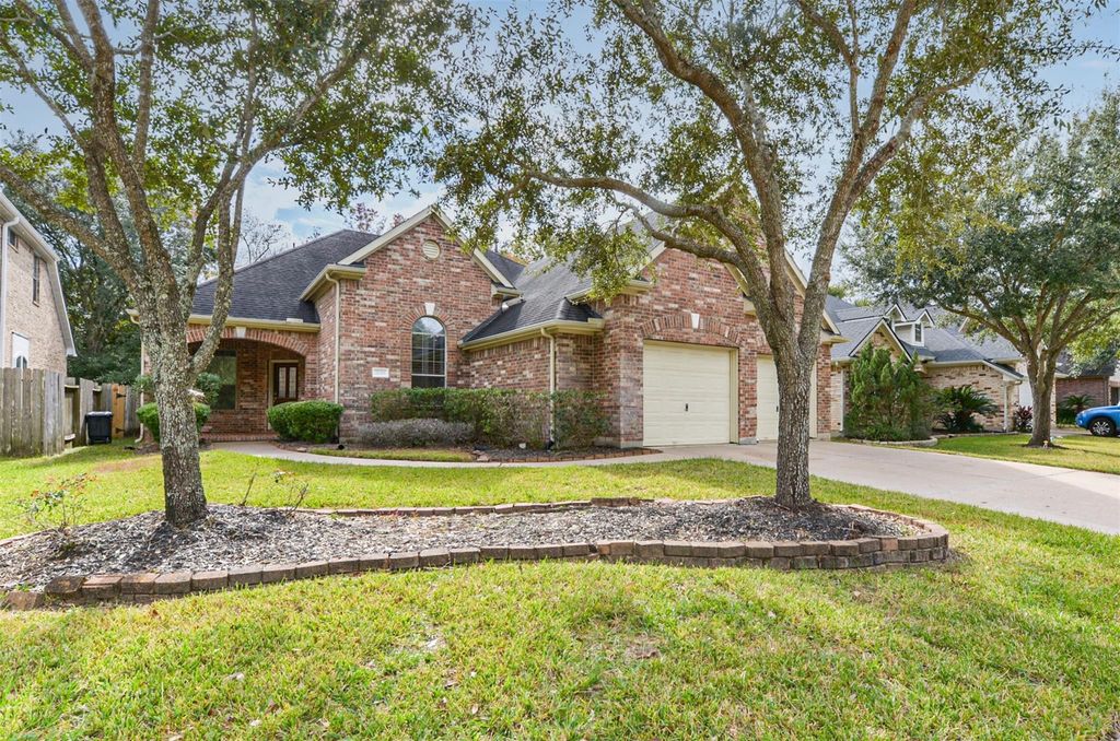 Photo of 21315 Pennshore Lane, Katy, TX 77450 (MLS # 14976595)