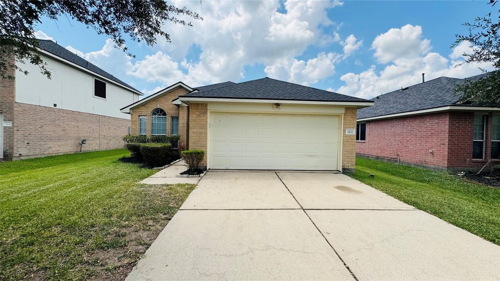 Photo of 3838 St Simon Manor Drive, Houston, TX 77047 (MLS # 98722365)