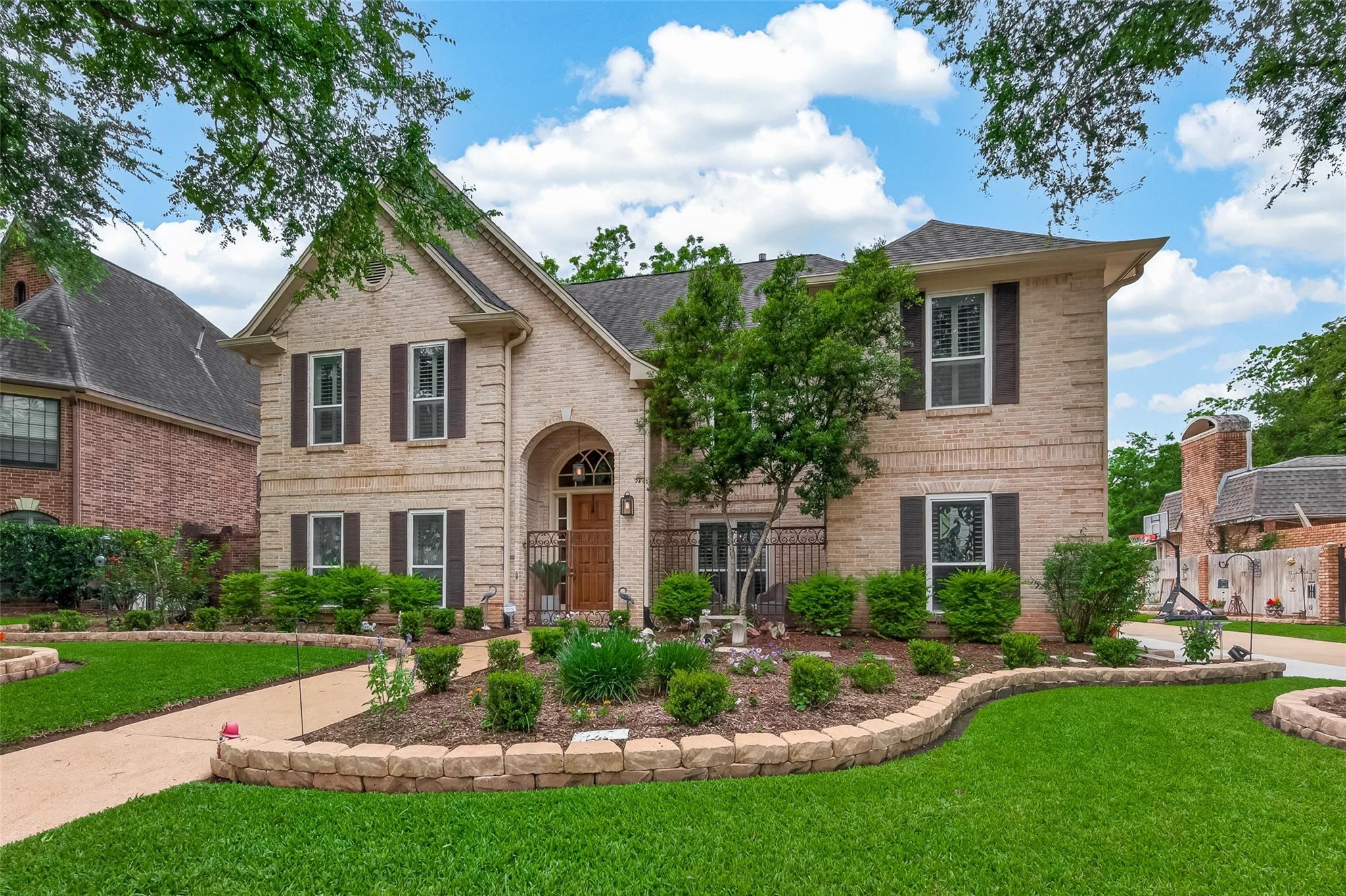 1807 Kingsmill Lane