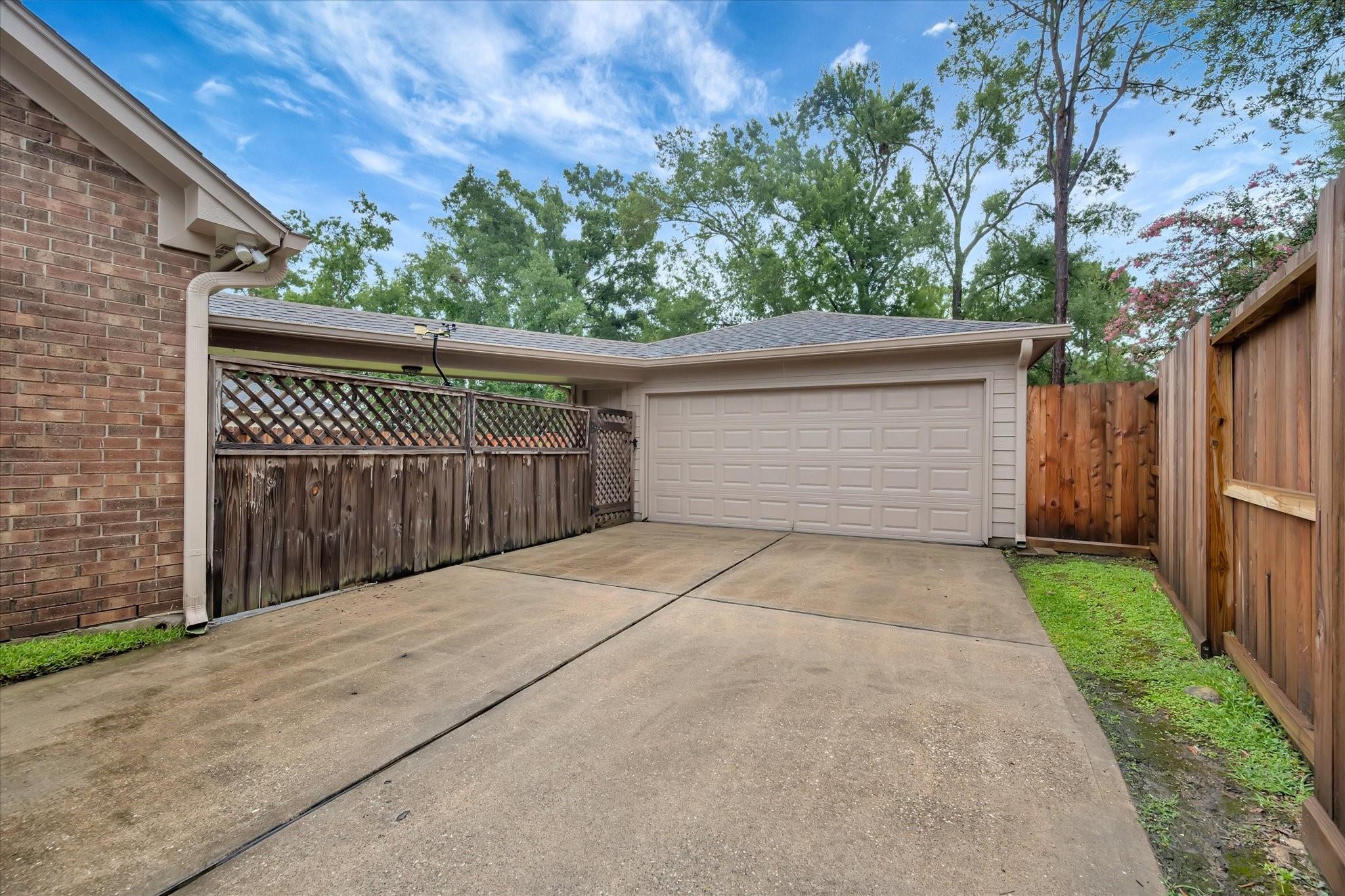 3910 Quiet Knoll Court