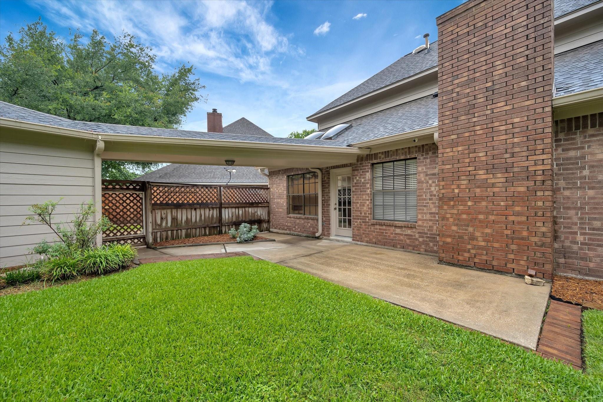 3910 Quiet Knoll Court