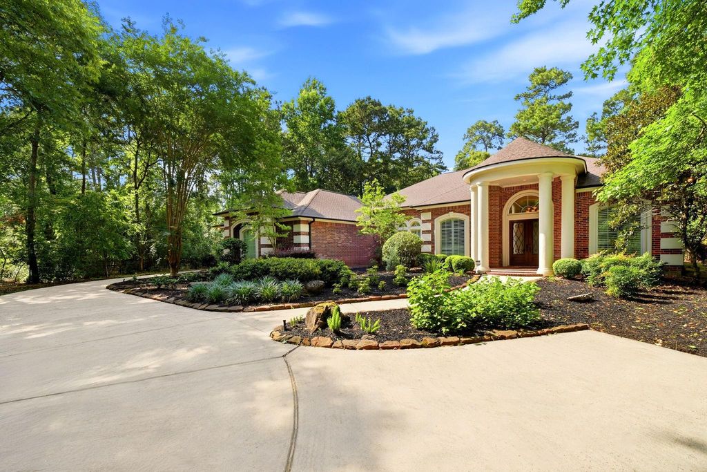 Photo of 3907 N Rondelet Drive, Spring, TX 77386 (MLS # 11655384)