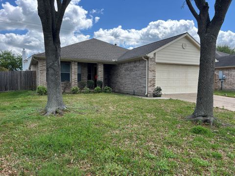 Photo of 5119 Spring Oak Drive, Pasadena, TX 77505 (MLS # 47306591)