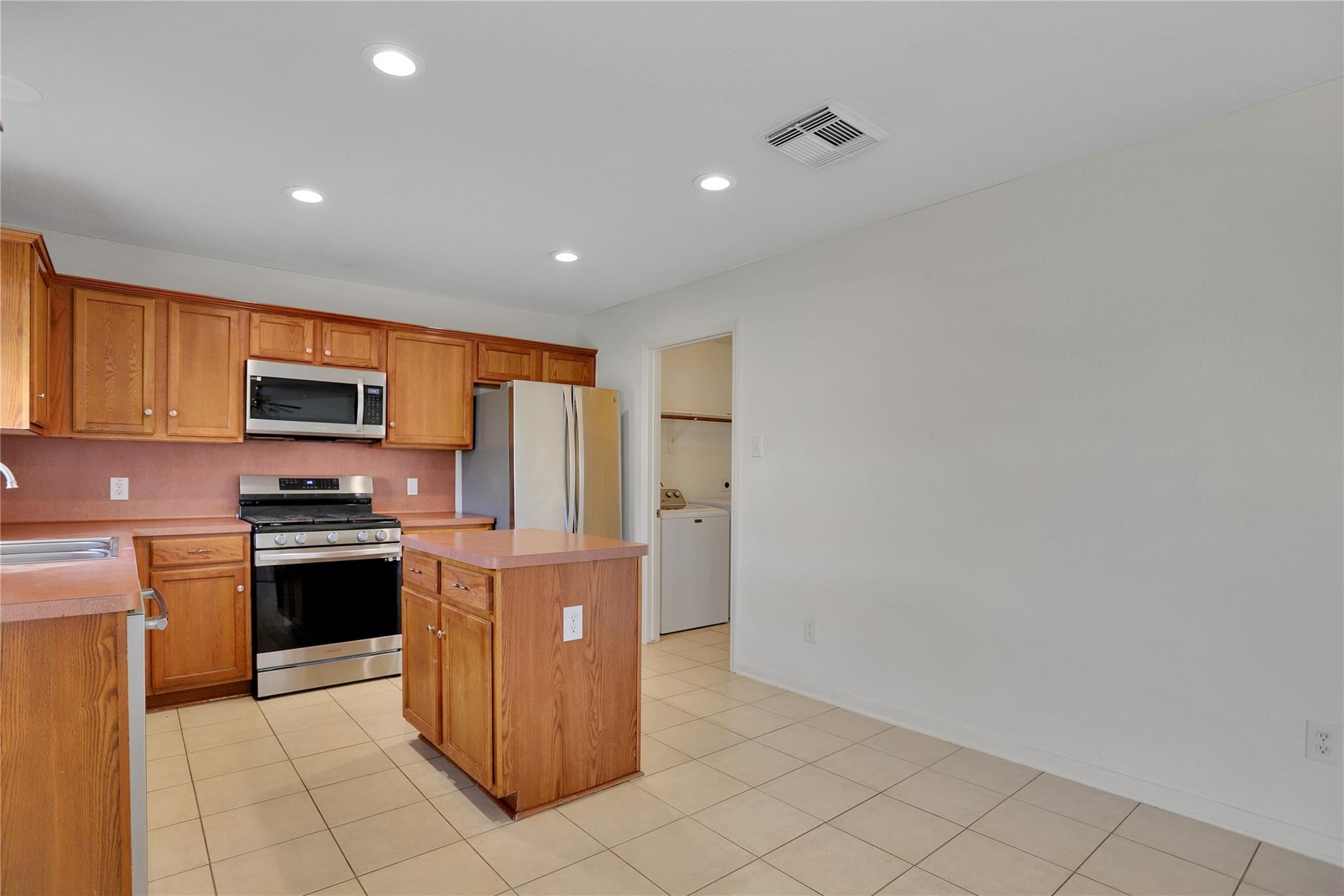 17922 Mission Bluff Lane