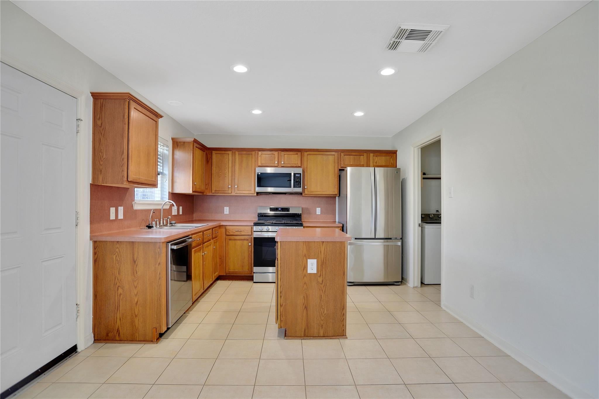 17922 Mission Bluff Lane