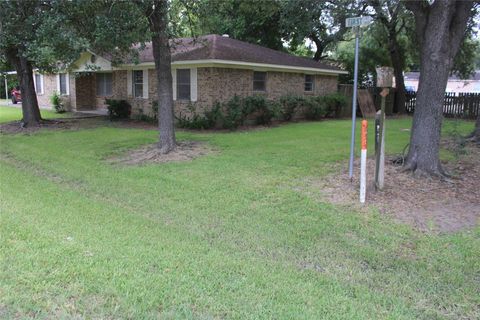 Photo of 708 1st Street, Winnie, TX 77665 (MLS # 25769876)