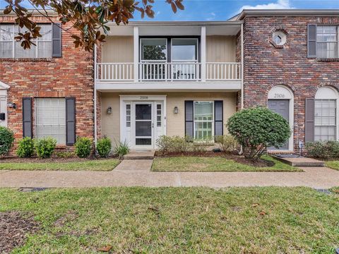 2508 Watertown Mall 81 Houston TX 77057