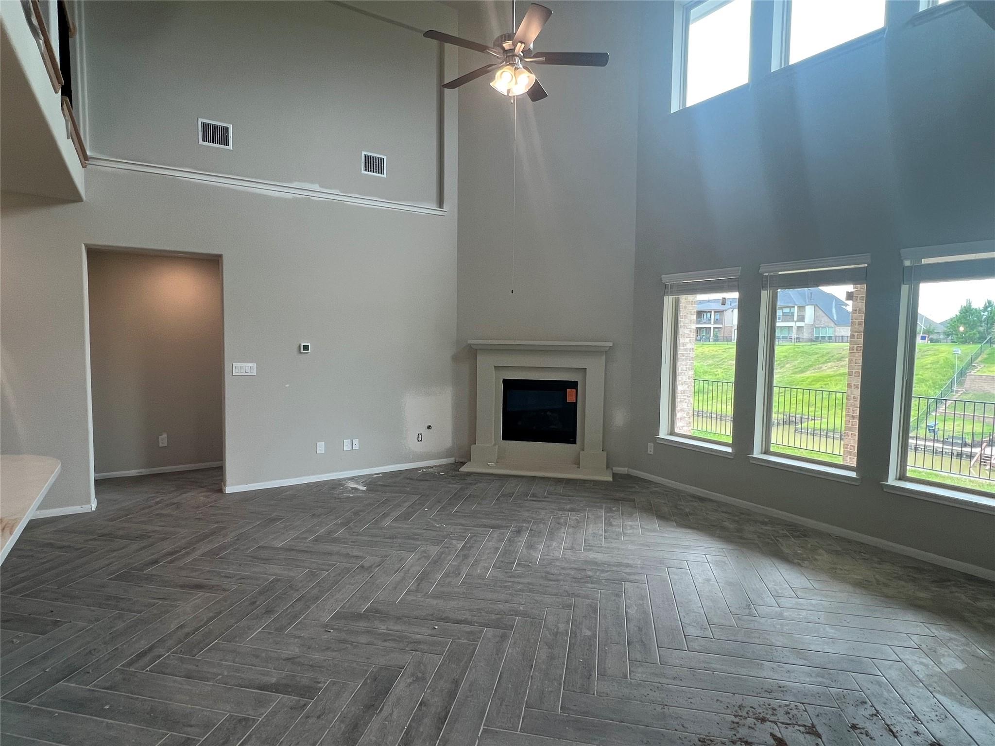 120 Peninsula Point Drive