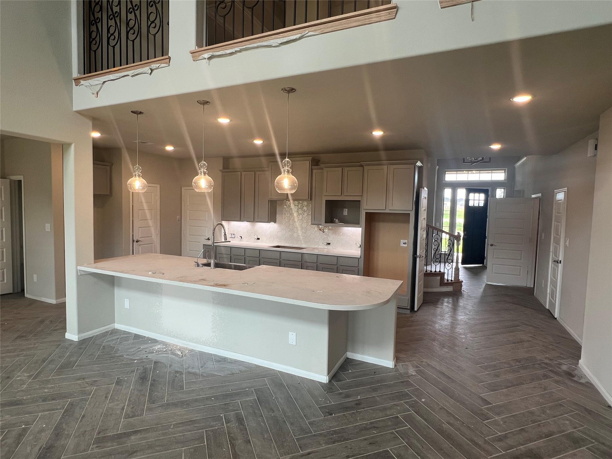 120 Peninsula Point Drive