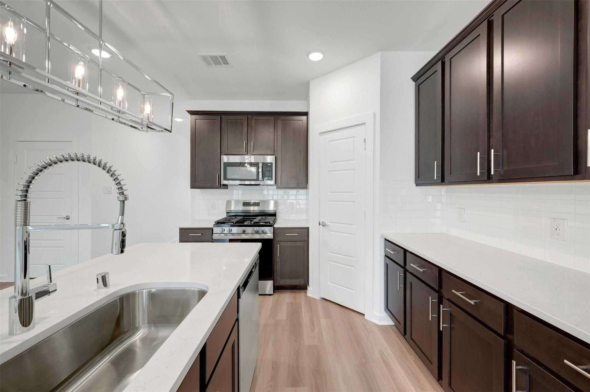 3406 Angus Farm Drive