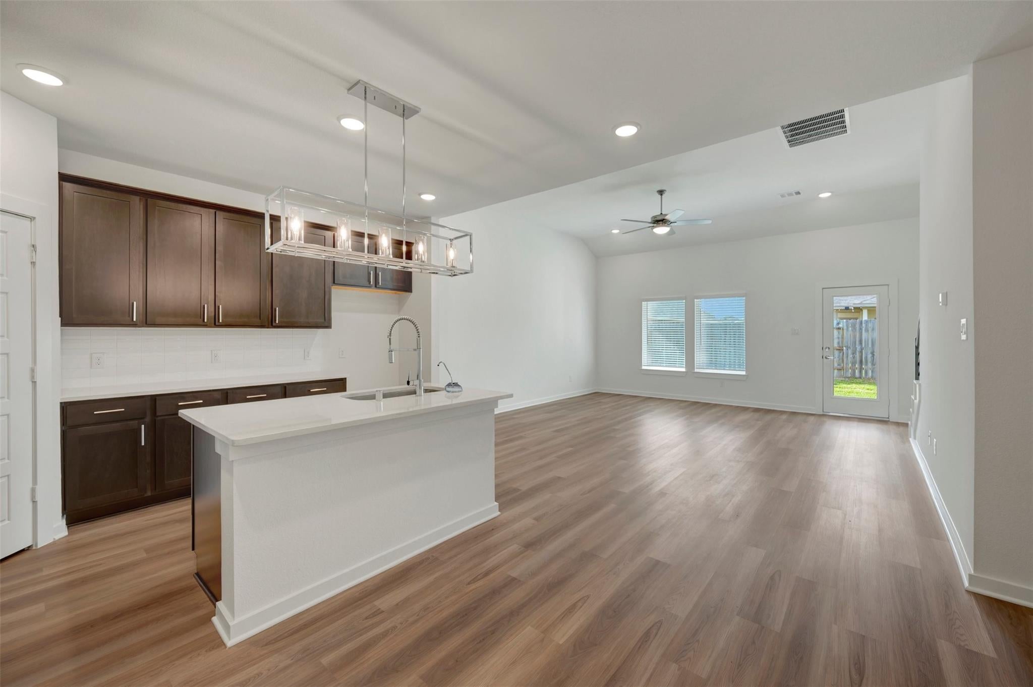 3406 Angus Farm Drive