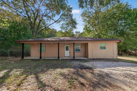 Homes For Sale - 9898 Arbor Oak<br/> Willis, TX 77318