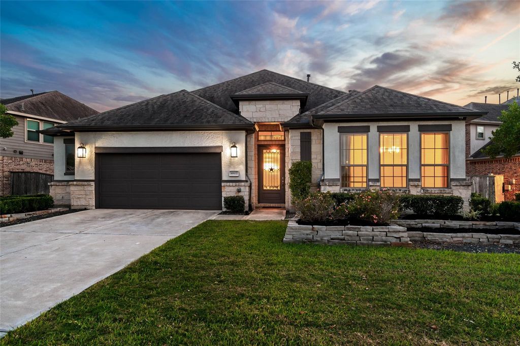 Photo of 4802 Gingerwood Trace Lane, Rosharon, TX 77583 (MLS # 59492877)