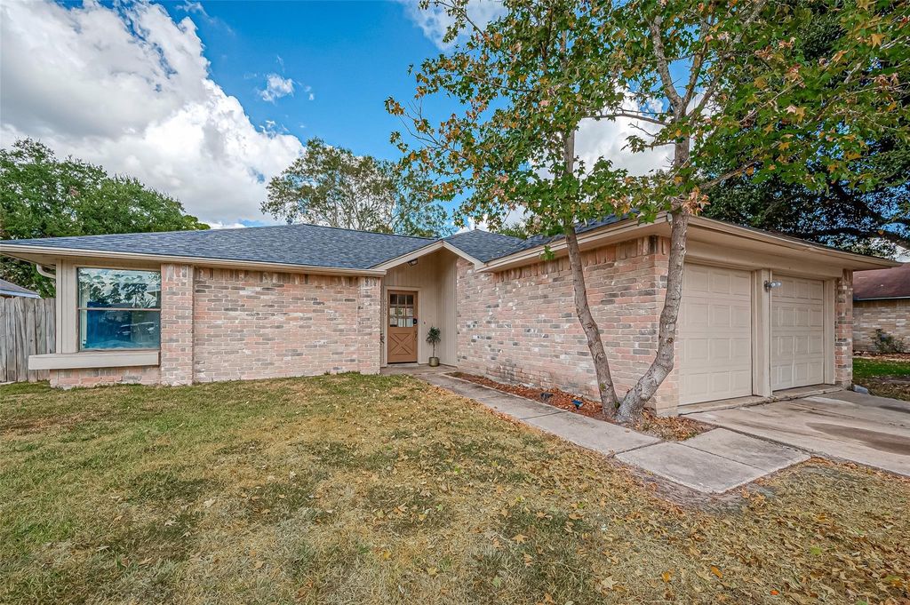 Photo of 6035 Woodmancote Drive, Humble, TX 77346 (MLS # 90601541)