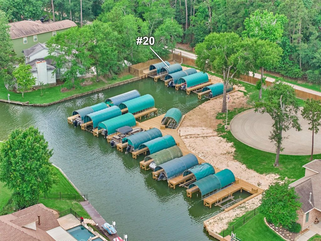 Photo of 11127 Hunters Landing, Montgomery, TX 77356 (MLS # 92385873)