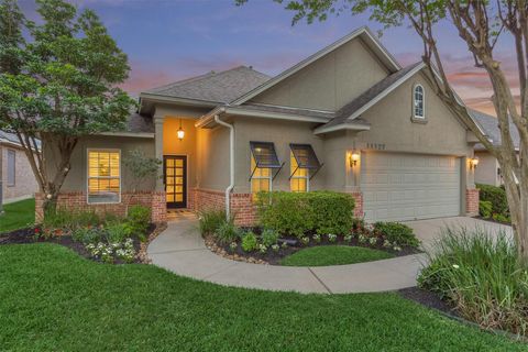 Photo of 11127 Hunters Landing, Montgomery, TX 77356 (MLS # 92385873)