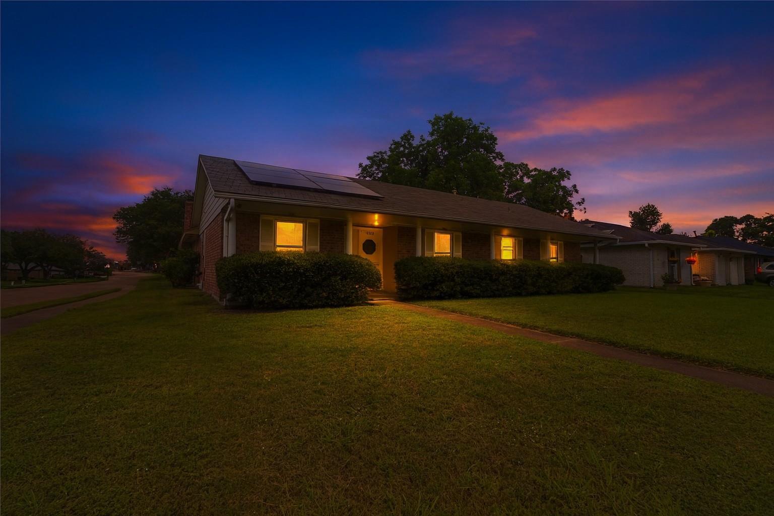 4322 Aztec Street