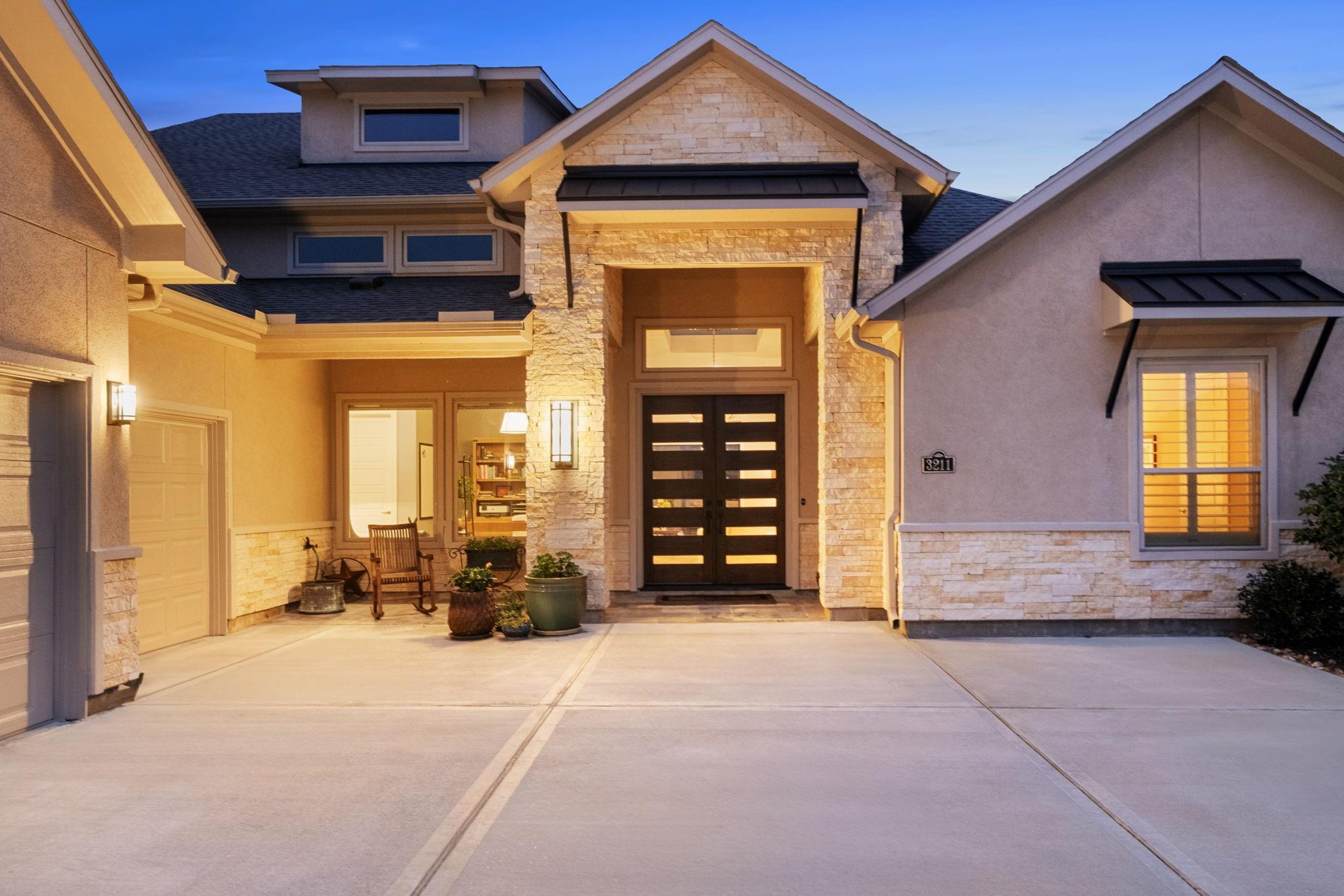 3211 Whispering Pecans Drive