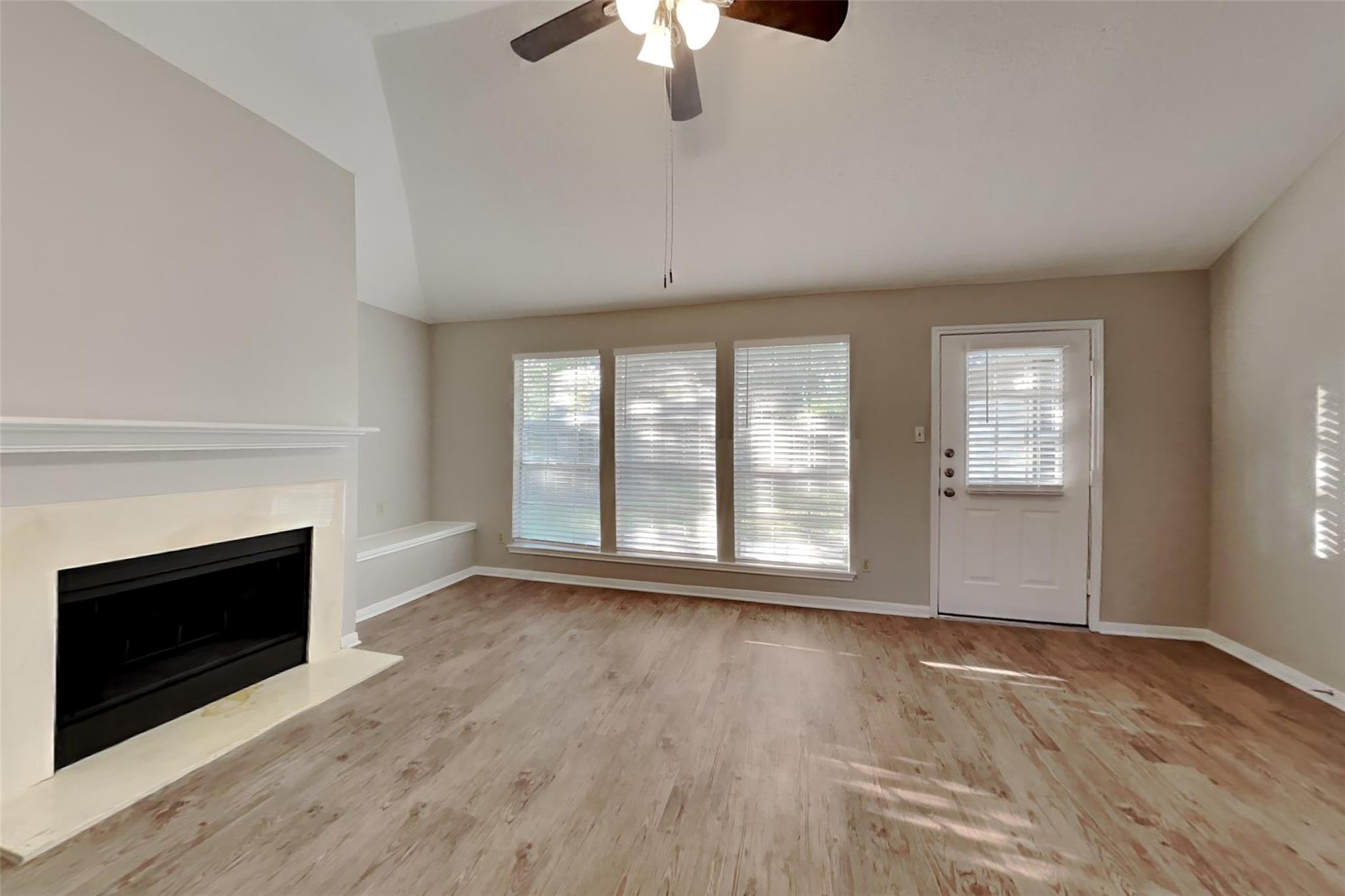 12203 Canterhurst Way