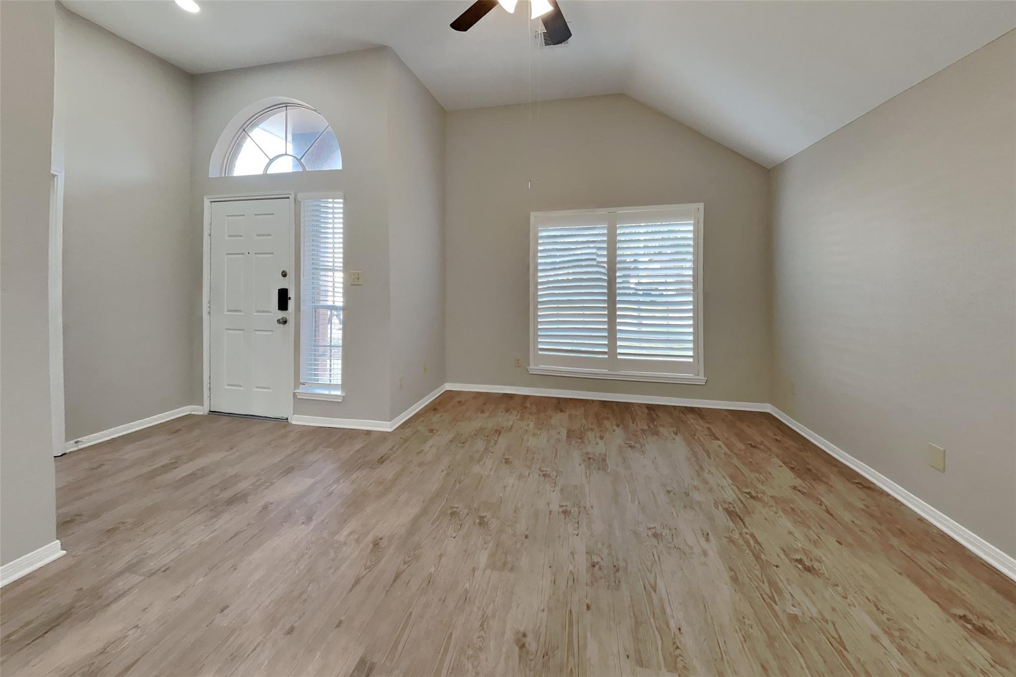 12203 Canterhurst Way