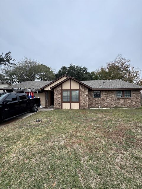 Photo of 3206 Woodstone Drive, Baytown, TX 77521 (MLS # 50582748)