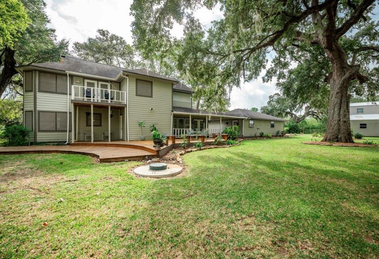 464 River Road