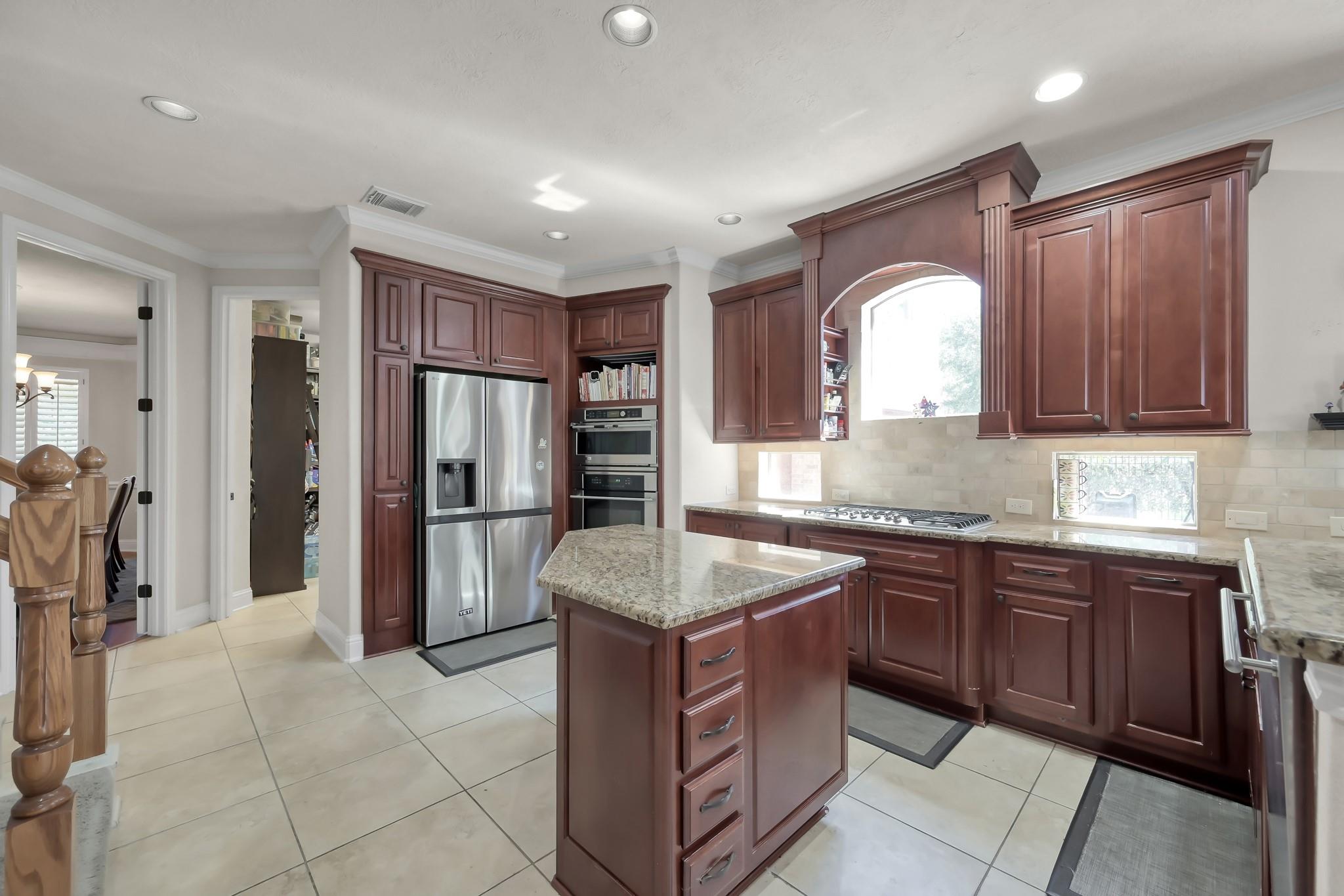 50 Cove View Trail Court