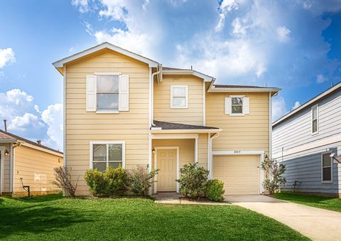 Photo of 20831 Bonham Park Lane, Humble, TX 77338 (MLS # 40957777)