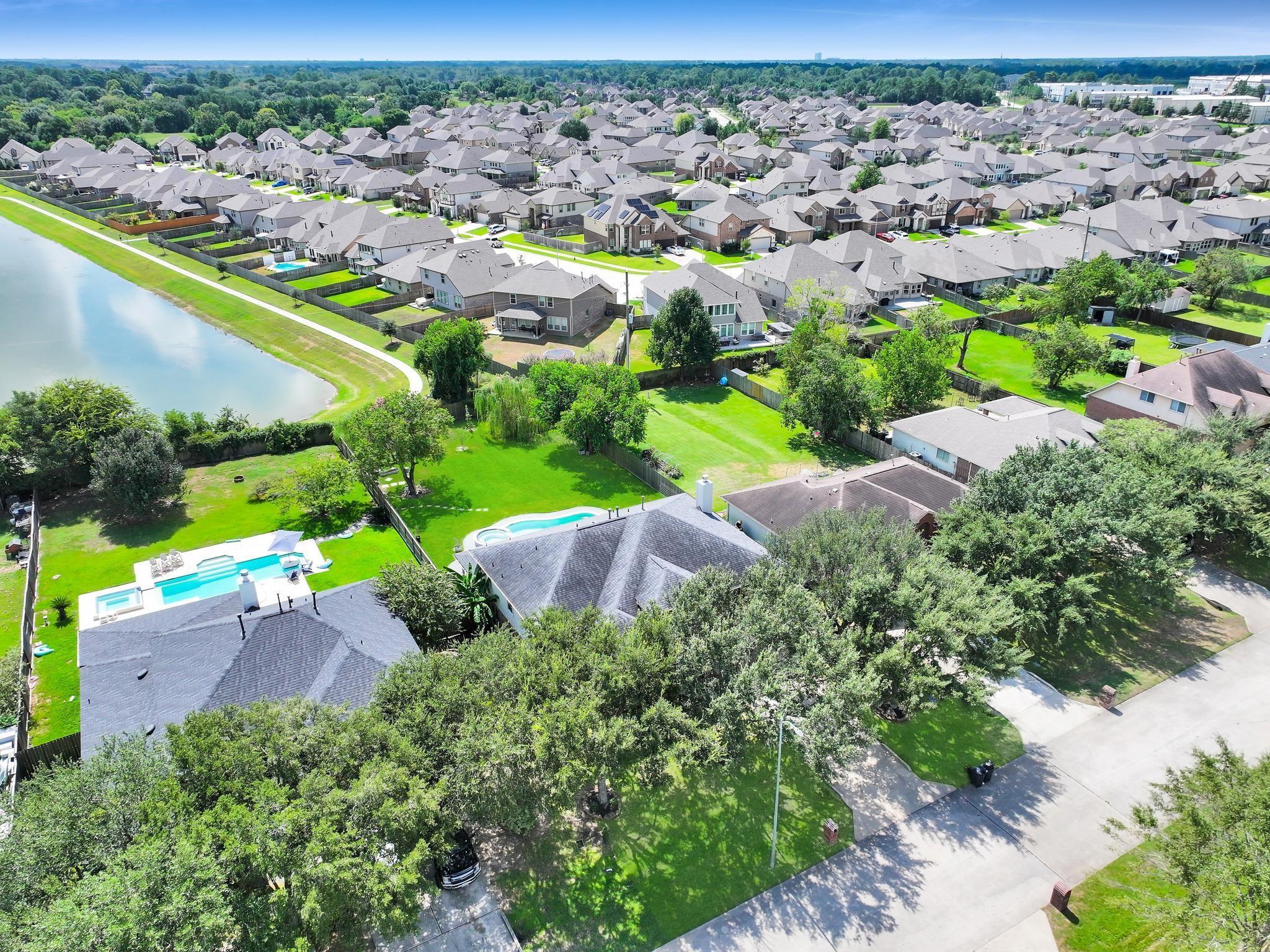 11211 S Country Club Green Drive