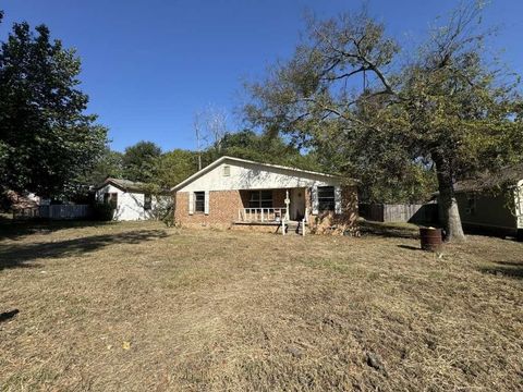 2319 Luther Street Tyler TX 75701