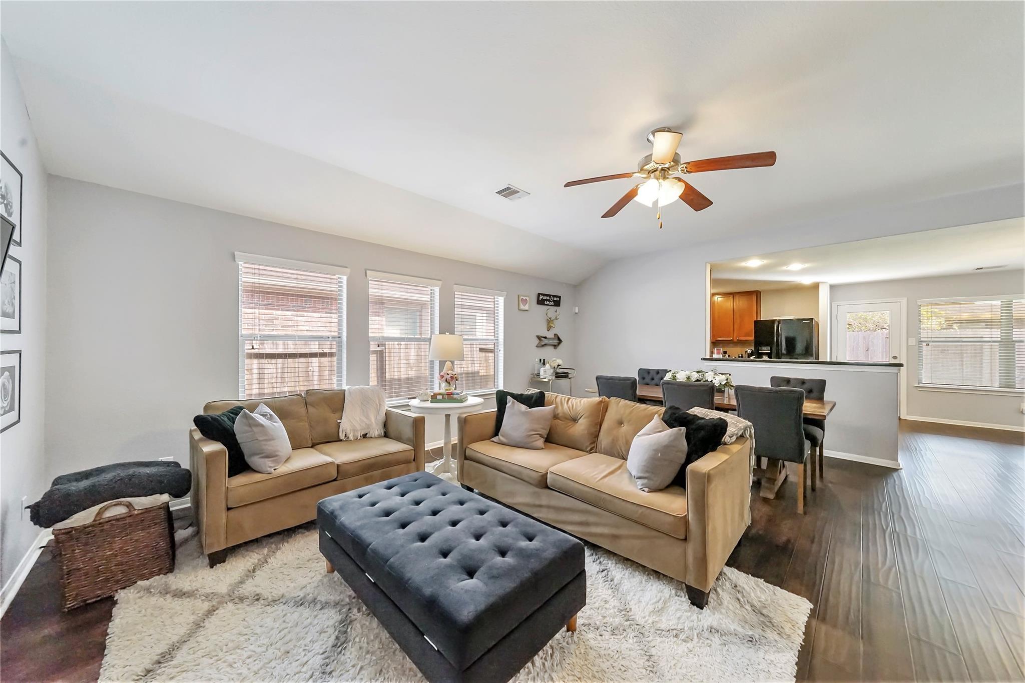 5224 La Rocco Way
