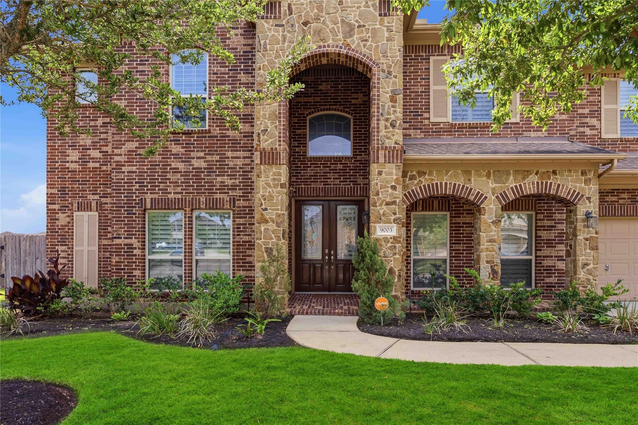 9003 Alps Peak Court