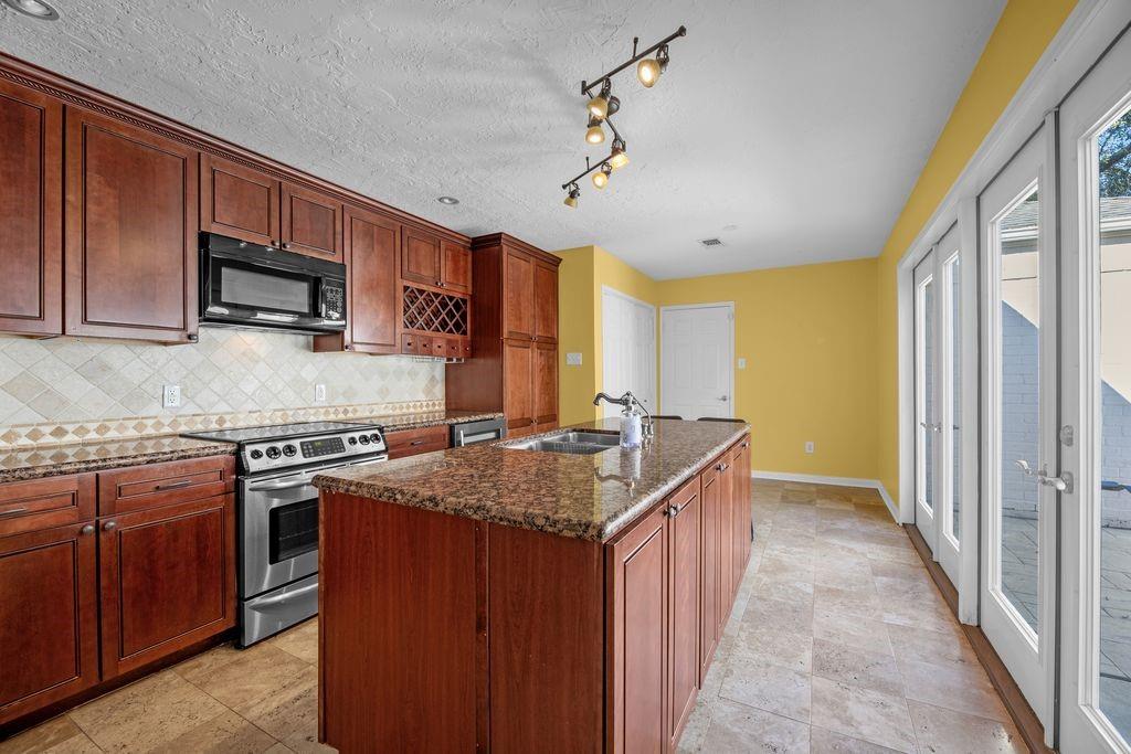 12800 Briar Forest Drive 110