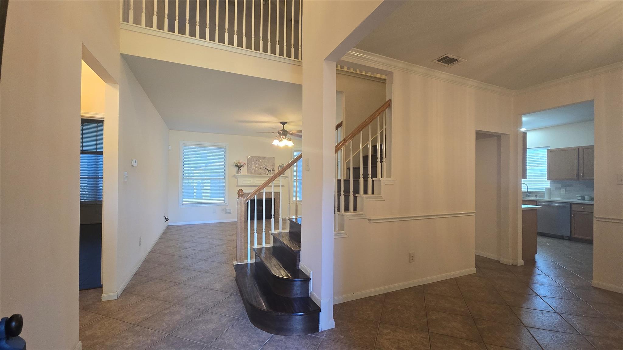 14043 Fairwood Breeze