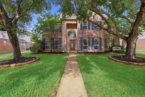 Photo of 3406 Castle Pond Court, Pearland, TX 77584 (MLS # 65957956)